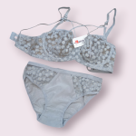 ست لباس زیر زنانه